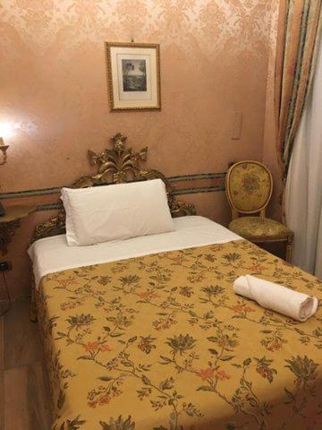 Hotel Des Epoques Roma Exterior foto